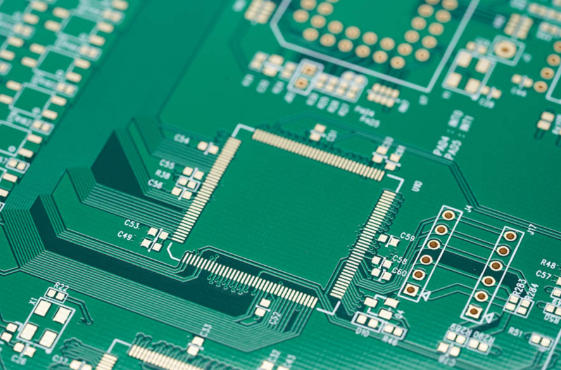 貼片電阻在AI芯片電源軌上的短路快速響應與限流保護